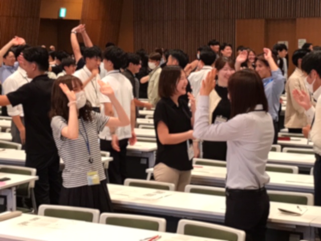 講演・研修の特徴（笑顔と元気を分かち合う）